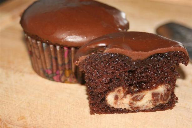 Colorado Mel's Glazed-Chocolate-Cheesecake-Cupcakes. Photo by Colorado Mel