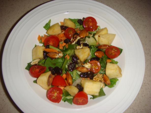 Colorful Vegetarian Spinach Salad. Photo by Health-Minded Chef in Beijing