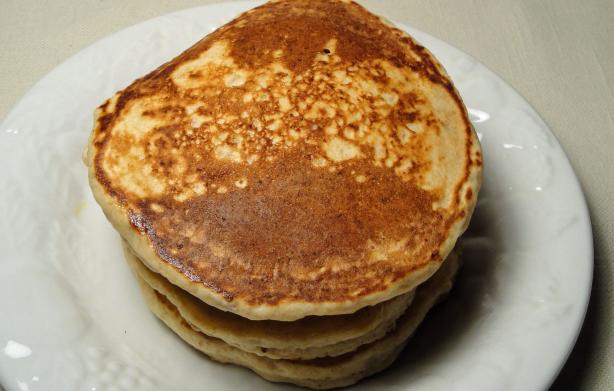 Wholemeal Bran Pikelets. Photo by Debbwl