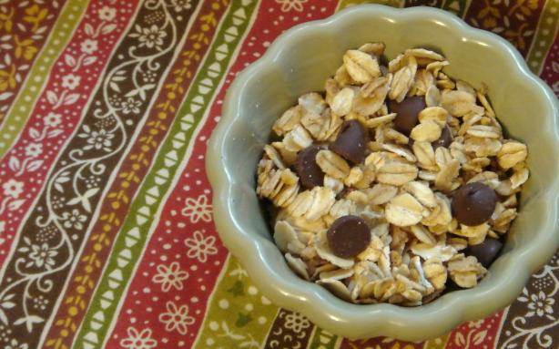 Mom's Simple Granola. Photo by Hadice