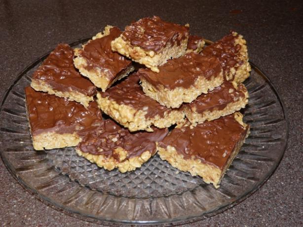 Peanut Butter Rice Krispy Treats With Chocolate Frosting. Photo by Jencathen