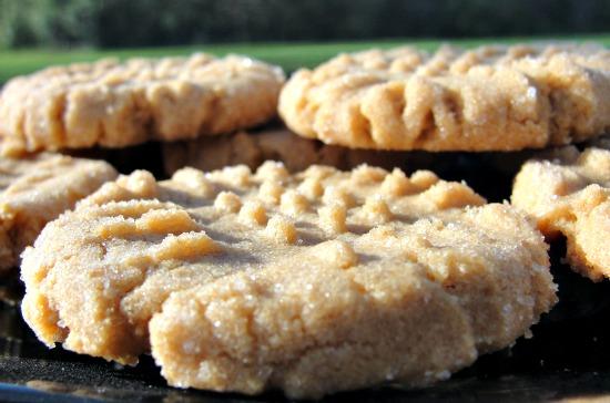 Bailey's Flourless Peanut Butter Cookies. Photo by diner524