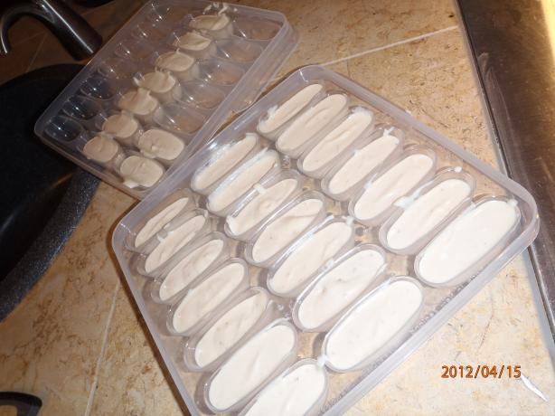Frozen Banana Treats for Dogs. Photo by Chef #1194253