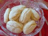 Ricciarelli - Traditional Italian Almond Cookies