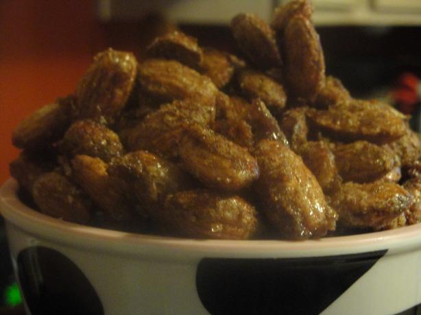 Cinnamon Toasted Almonds. Photo by Muffin Goddess
