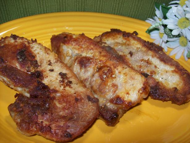 Pan Fried Pork Chops. Photo by Chef shapeweaver &copy;