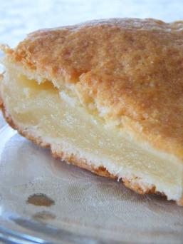 Low-Fat Vegan Pineapple Pie. Photo by zori