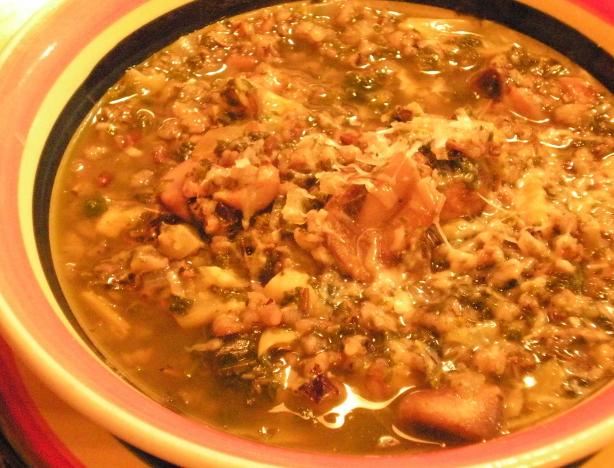 Spinach Mushroom and Artichoke Soup- Fast and Figure Friendly. Photo by Mama's Kitchen (Hope)