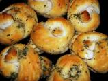Fast Garlic Knots (No Pizza Dough Needed)