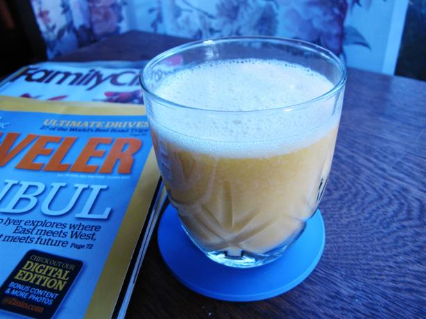 Peach Heaven Smoothie. Photo by loof