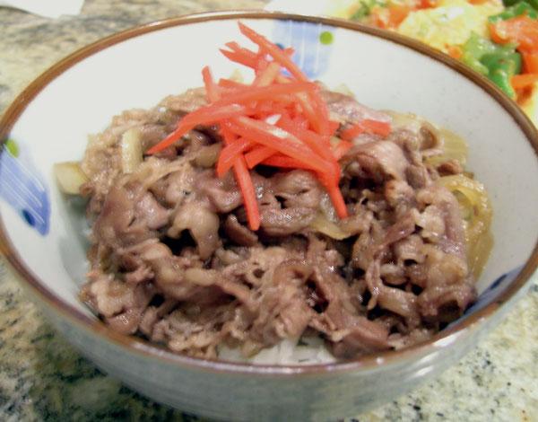 Beef Donburi California Style - Beef Bowl. Photo by Rinshinomori