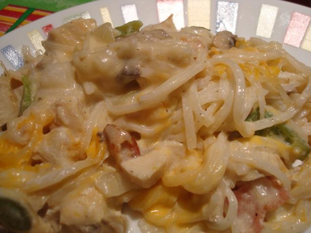 Chicken or Turkey Tetrazzini. Photo by Starrynews