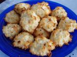 Easy Coconut Macaroons. Photo by Lucky13