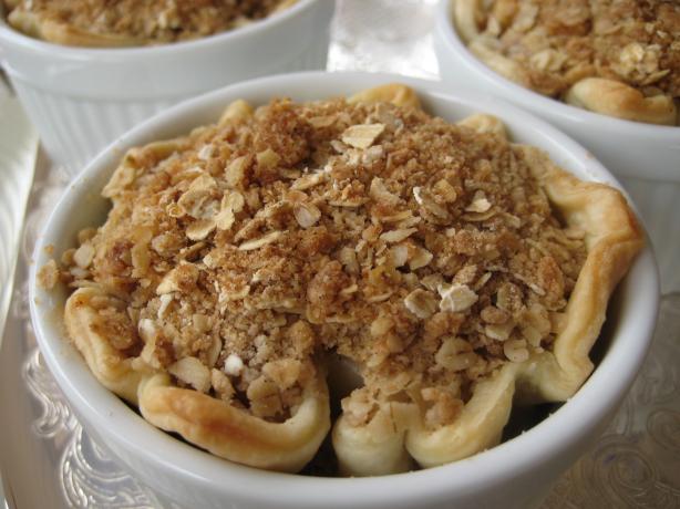 Bite Sized Apple Pies. Photo by gailanng