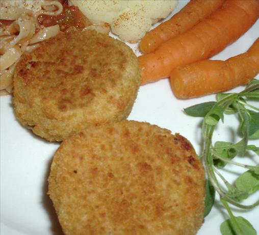 Fish Cakes Fast and Simple. Photo by Bergy