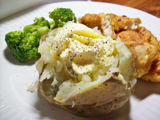 So Simple Baked Potatoes. Photo by Chef shapeweaver &copy;