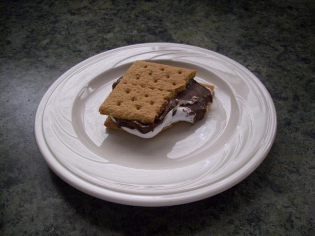 Indoor S'mores. Photo by Suzanna Marie