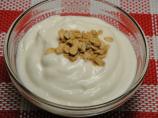 Make Your Own Single-Serve Vanilla Yogurt
