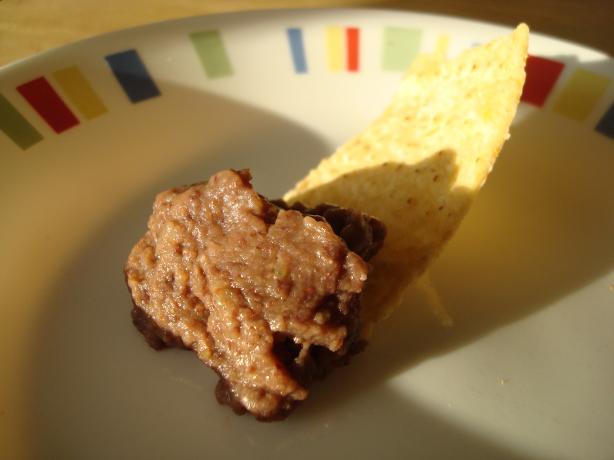 Cliff's Bean Dip. Photo by Starrynews