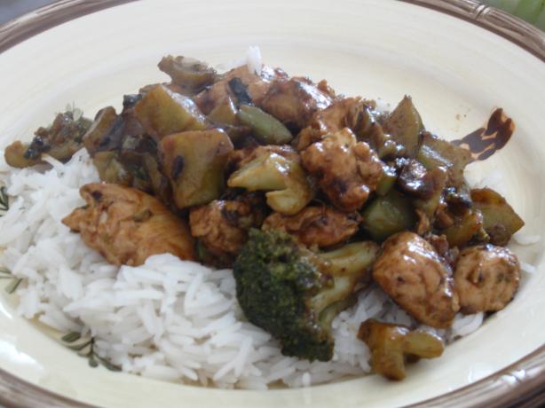Chinese Restaurant Ginger Cashew Chicken. Photo by Snowpeas
