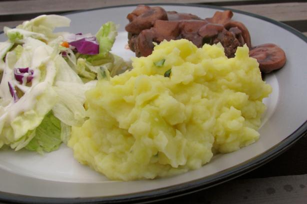 Brie Mashed Potatoes. Photo by lazyme