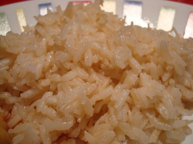 Lebanese Rice With Sharia (Vermicelli) (Gluten Free). Photo by Starrynews