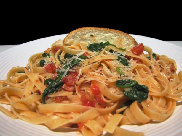 Penne Pasta With Spinach and Bacon. Photo by loof