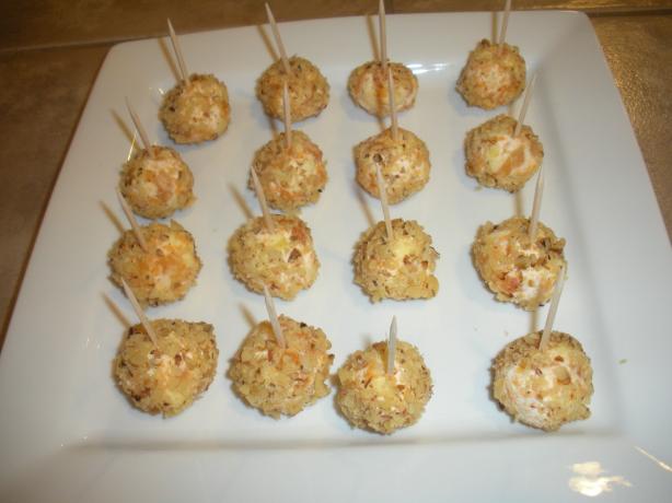 Fruit and Cheese Bites. Photo by ChefDLH