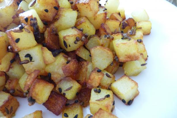 Spicy Indian Potatoes. Photo by Tea Jenny