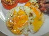 Moroccan Fried Eggs With Cumin and Salt