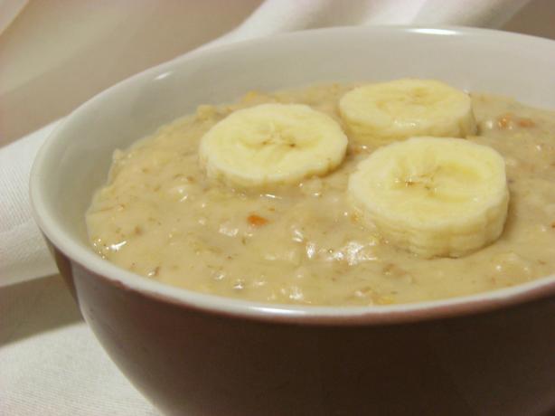 Nutty Banana Oatmeal. Photo by Lalaloula