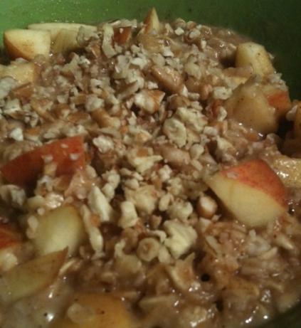 Spiced Apple Oatmeal. Photo by Greeny4444