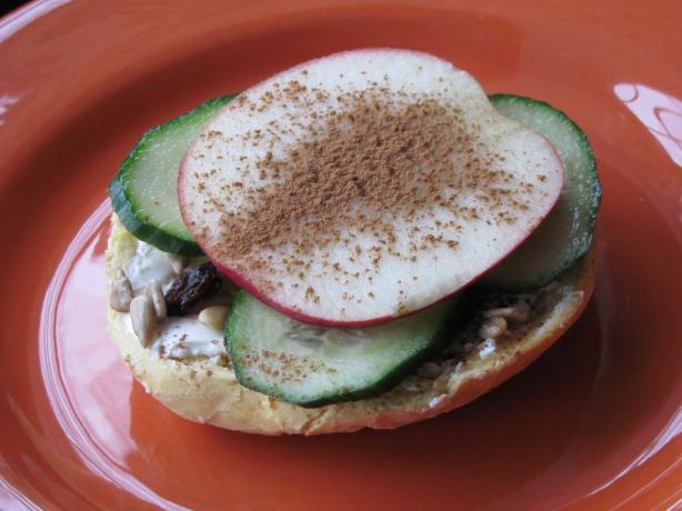 Winston (Style) Bagel. Photo by JanuaryBride
