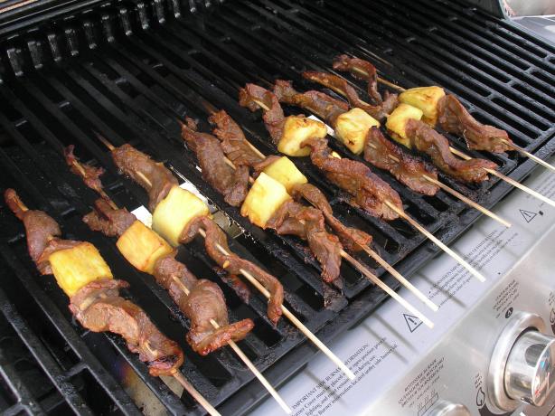 Hoisin Garlic Steak on a Stick. Photo by bigNJkid 