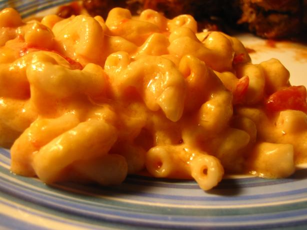 Cooks Creamy Tomato Mac and Cheese. Photo by kellychris