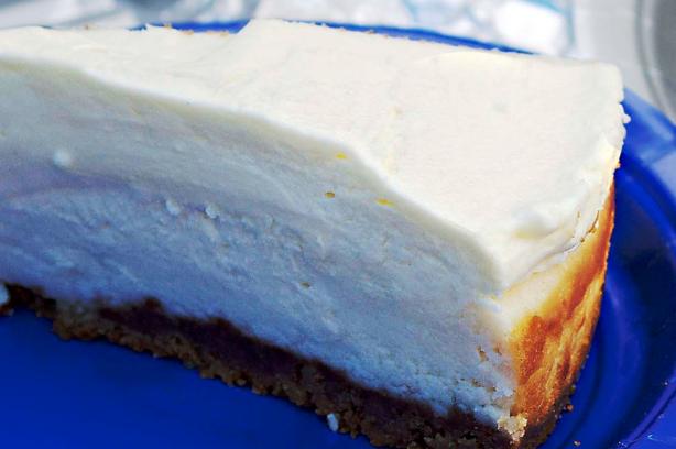 TGI Fridays Vanilla Bean Cheesecake. Photo by ablaze