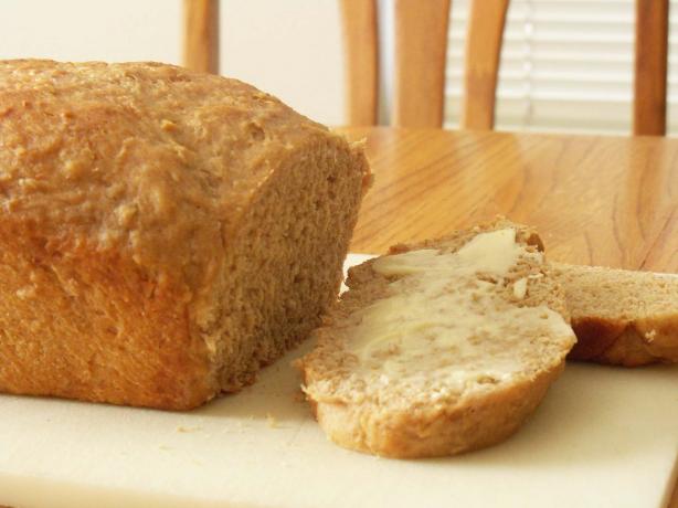 Vermont Whole Wheat Oatmeal Honey Bread. Photo by SweetsLady