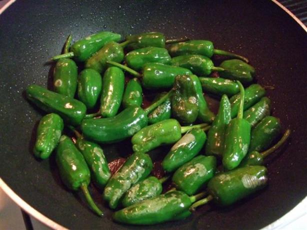 Noelia’s Original Spanish Recipe for Padron Peppers. Photo by kiwidutch