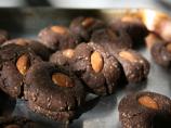 Chunky Peanut Butter Chocolate Chip Sandies
