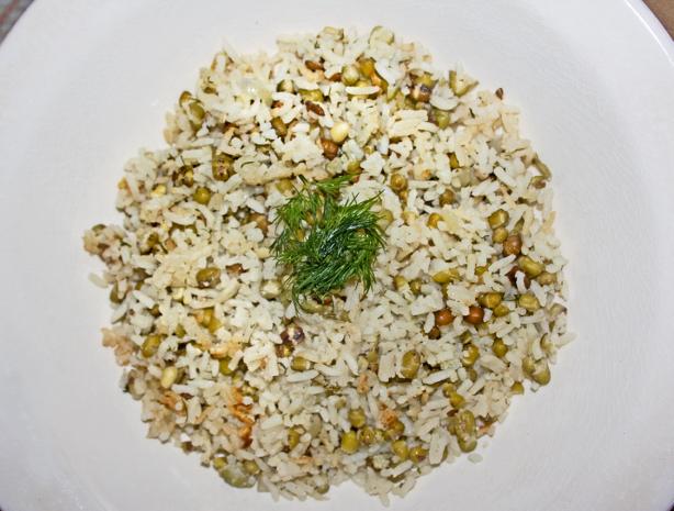 Iraqi Mung Beans and Rice - Mash M'tubuq. Photo by Hudakore