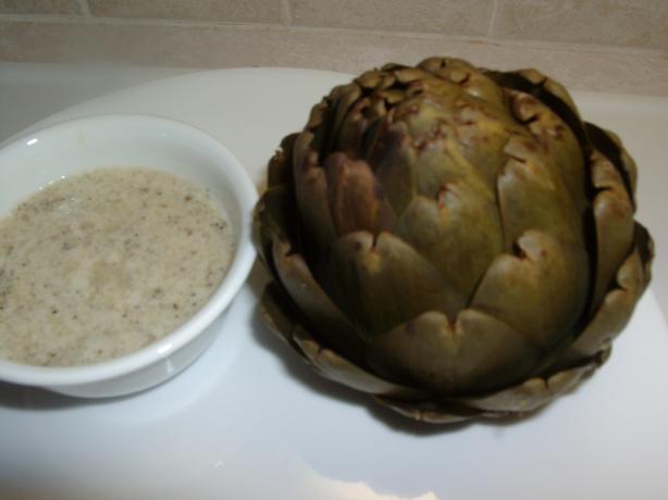 Steamed Artichokes With Garlicky Dipping Sauce. Photo by sloe cooker