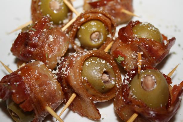 Bacon-Wrapped Olives. Photo by Pink_Diamond