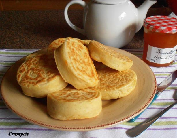 Old Fashioned Home-Made English Crumpets for Tea-Time. Photo by Hanka