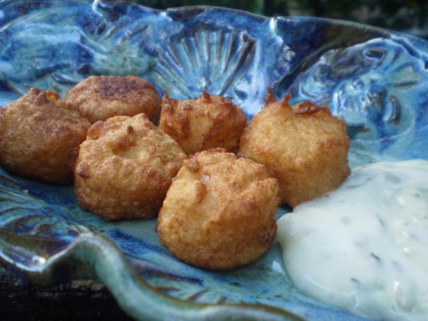 Battered Queenies With Tartar Sauce (Manx Scallops). Photo by breezermom