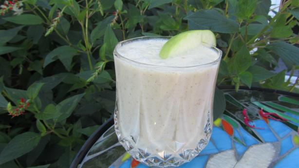 Oatmeal Spice Smoothie. Photo by Rita~