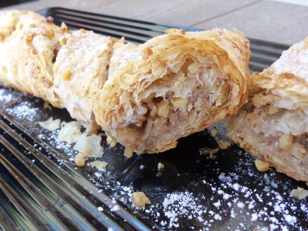 Apple Strudel. Photo by AZPARZYCH