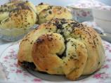 Mohnkranzerl Aus Hefeteig (Poppy Seed Rolls)