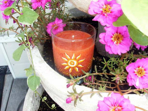 Strawberry-Mango Smoothie. Photo by mersaydees