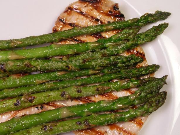Nif's Easy Grilled Asparagus Spears. Photo by Lavender Lynn