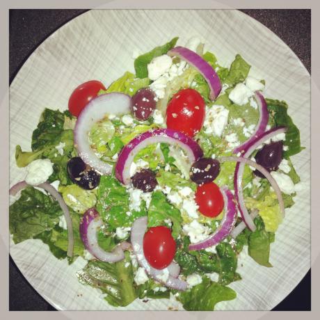 Low Fat Greek Salad Dressing(Ww). Photo by charblake26350